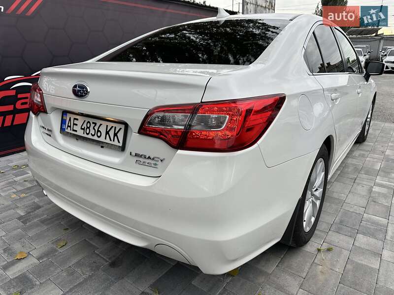 Седан Subaru Legacy 2016 в Днепре