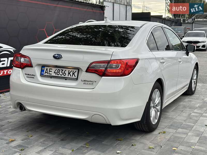 Седан Subaru Legacy 2016 в Днепре