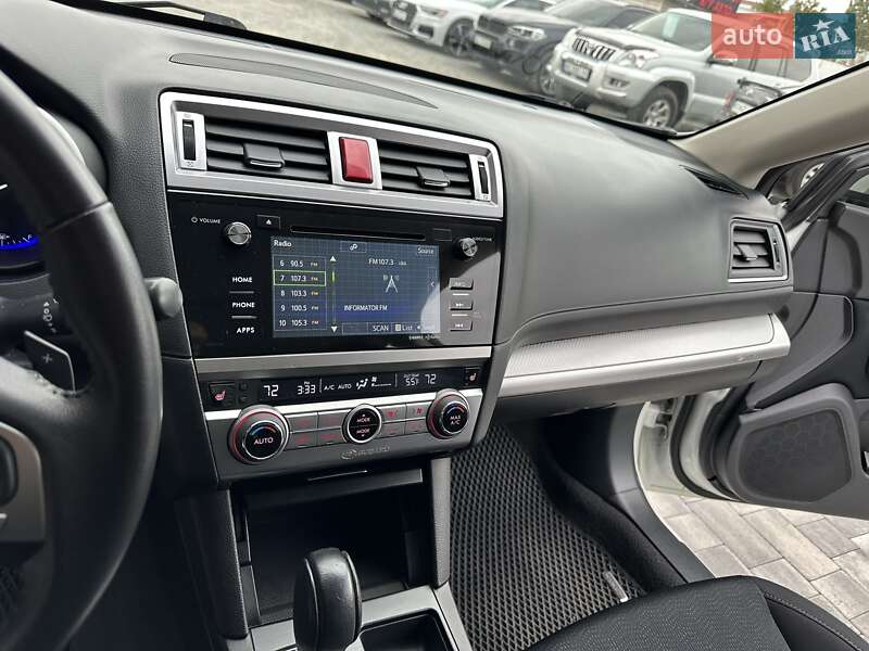 Седан Subaru Legacy 2016 в Днепре