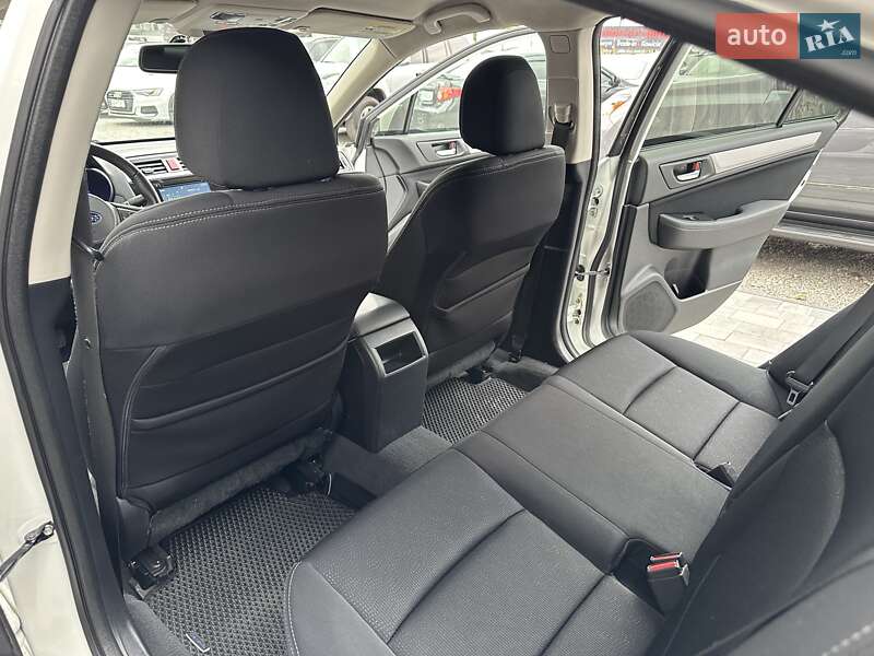 Седан Subaru Legacy 2016 в Днепре