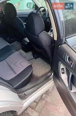 Седан Subaru Legacy 2004 в 