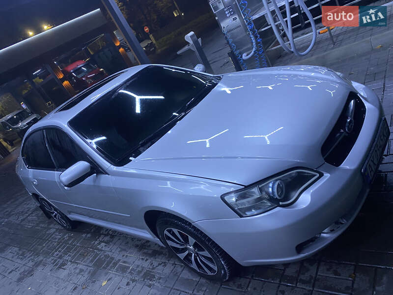 Седан Subaru Legacy 2004 в Черкассах фото 3 Седан Subaru Legacy 2004 в Черкассах