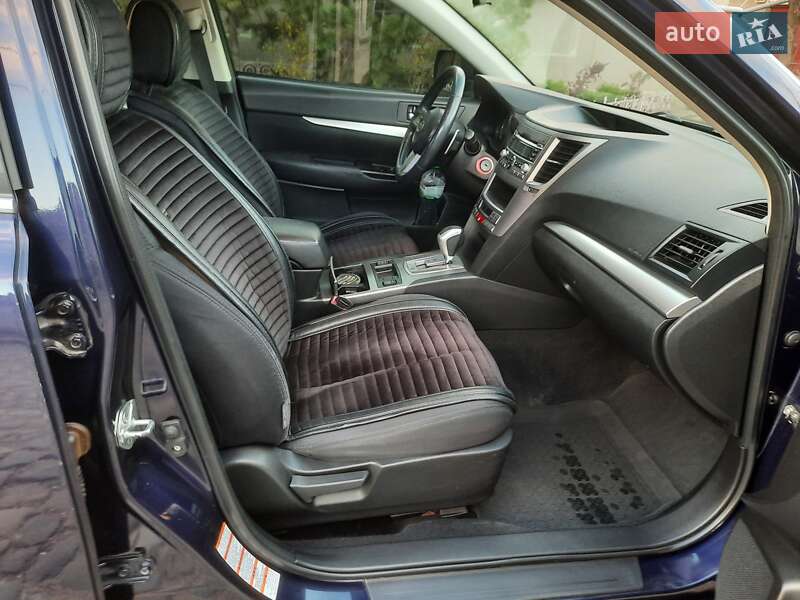 Седан Subaru Legacy 2010 в Одессе