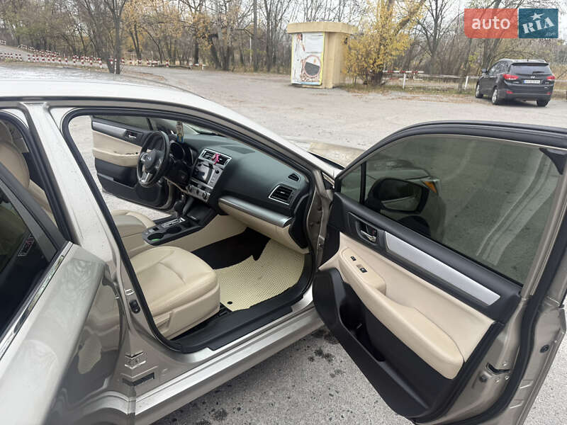 Седан Subaru Legacy 2014 в Харькове