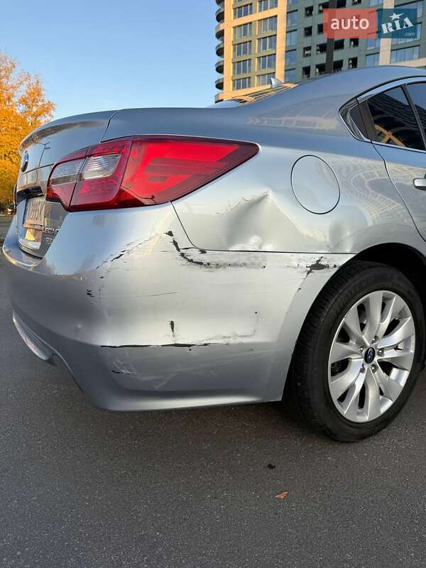 Седан Subaru Legacy 2016 в Днепре