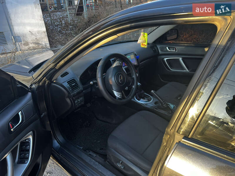 Седан Subaru Legacy 2008 в Днепре