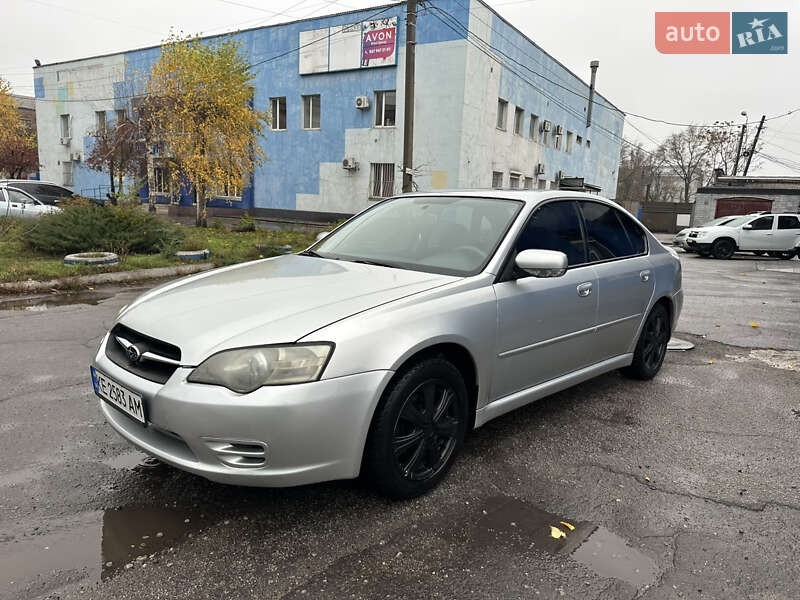 Седан Subaru Legacy 2004 в Каменском
