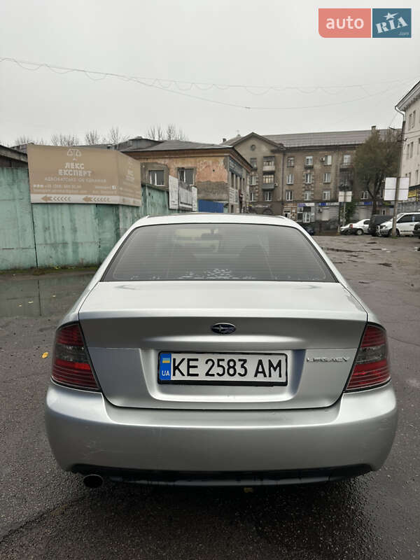 Седан Subaru Legacy 2004 в Каменском