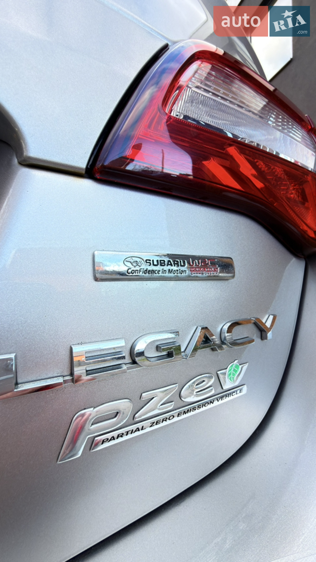 2016 Subaru Legacy - мініатюра 13