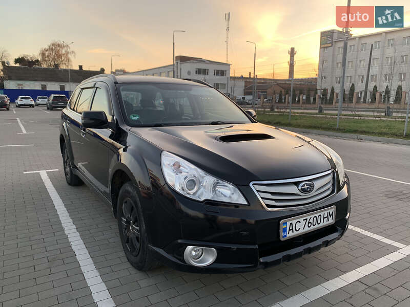 Subaru Legacy 2011