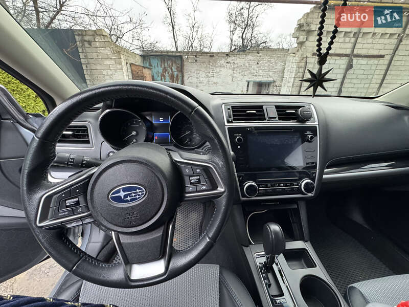 Седан Subaru Legacy 2018 в Днепре