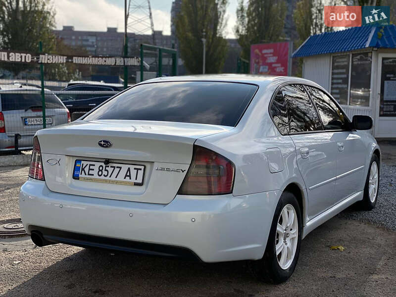Седан Subaru Legacy 2004 в Днепре