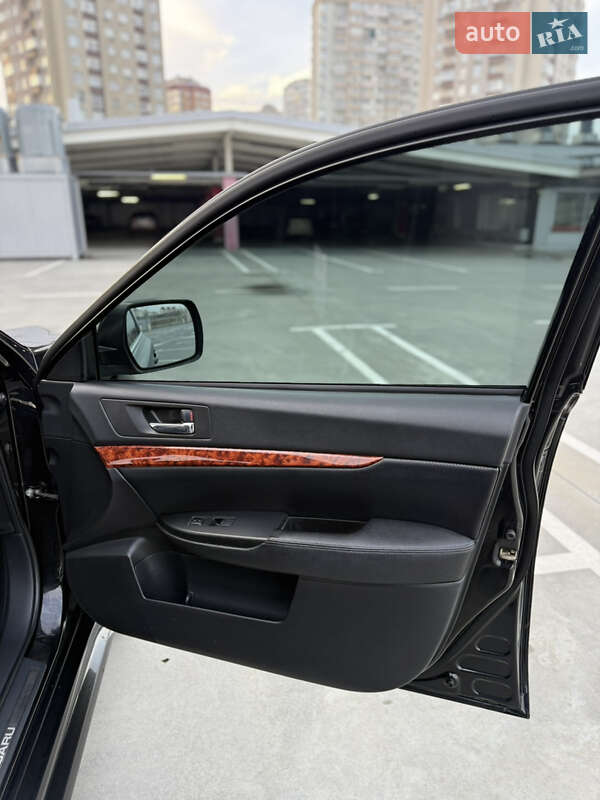 Седан Subaru Legacy 2011 в Киеве фото 43 Седан Subaru Legacy 2011 в Киеве