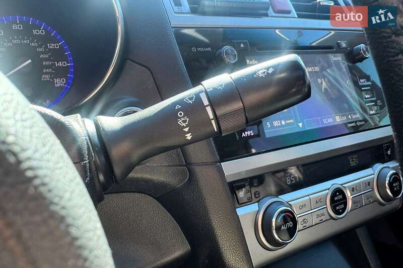 Седан Subaru Legacy 2015 в Киеве