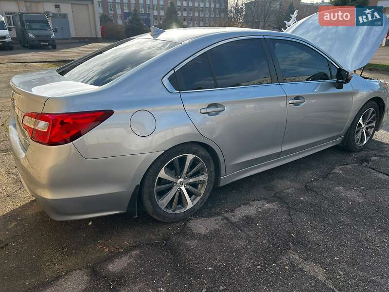 Седан Subaru Legacy 2015 в Дніпрі