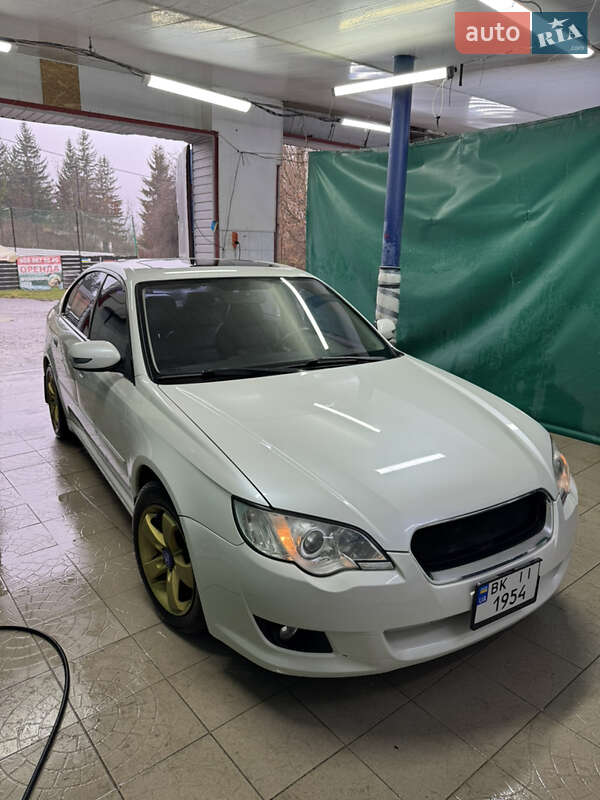 Седан Subaru Legacy 2008 в Ровно
