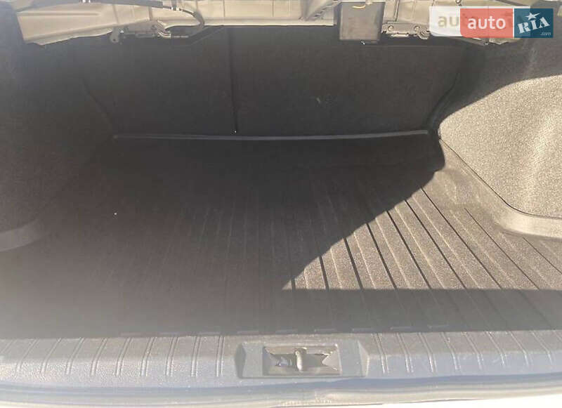 Седан Subaru Legacy 2018 в Києві