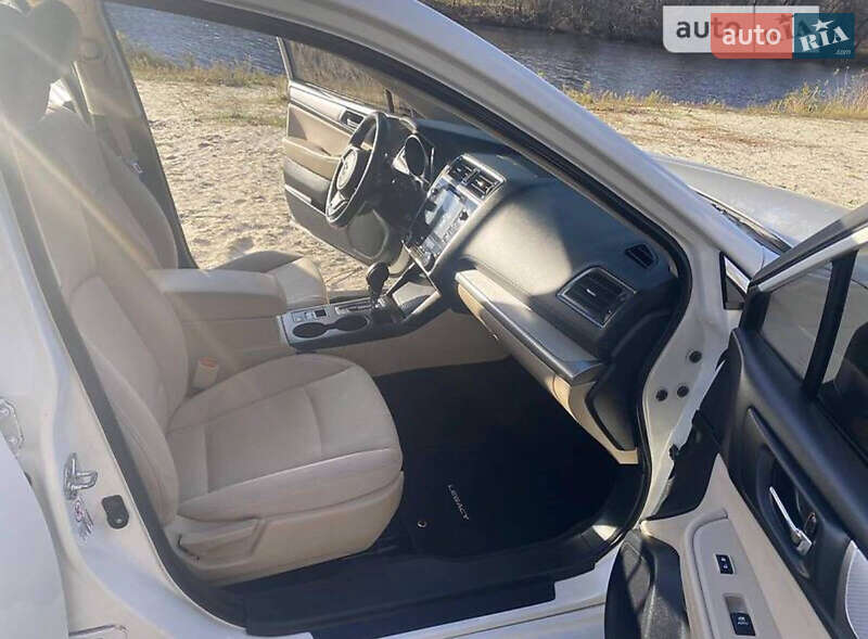 Седан Subaru Legacy 2018 в Києві