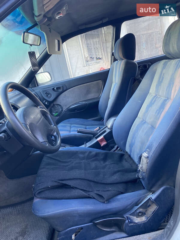 Седан Subaru Legacy 1998 в Киеве фото 3 Седан Subaru Legacy 1998 в Киеве