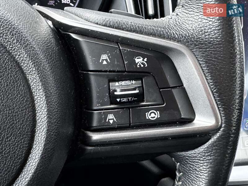 Седан Subaru Legacy 2019 в Киеве