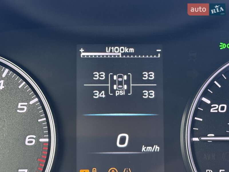 Седан Subaru Legacy 2019 в Киеве