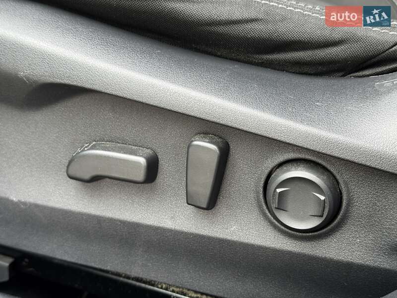 Седан Subaru Legacy 2019 в Киеве