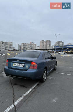 Седан Subaru Legacy 2003 в Киеве