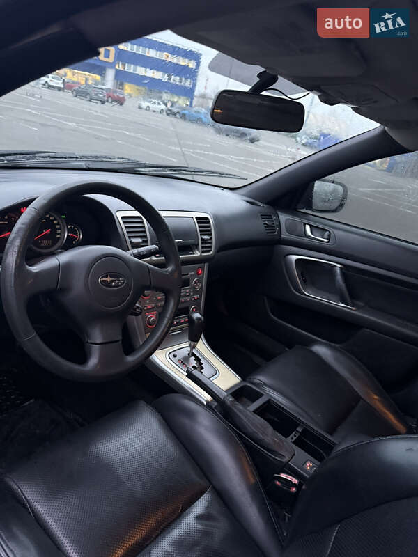 Седан Subaru Legacy 2003 в Киеве