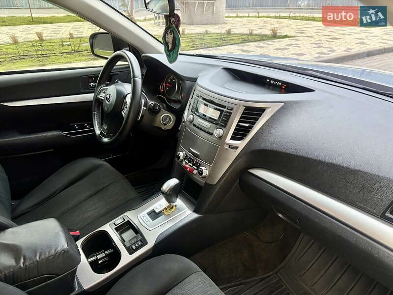 Седан Subaru Legacy 2012 в Одессе