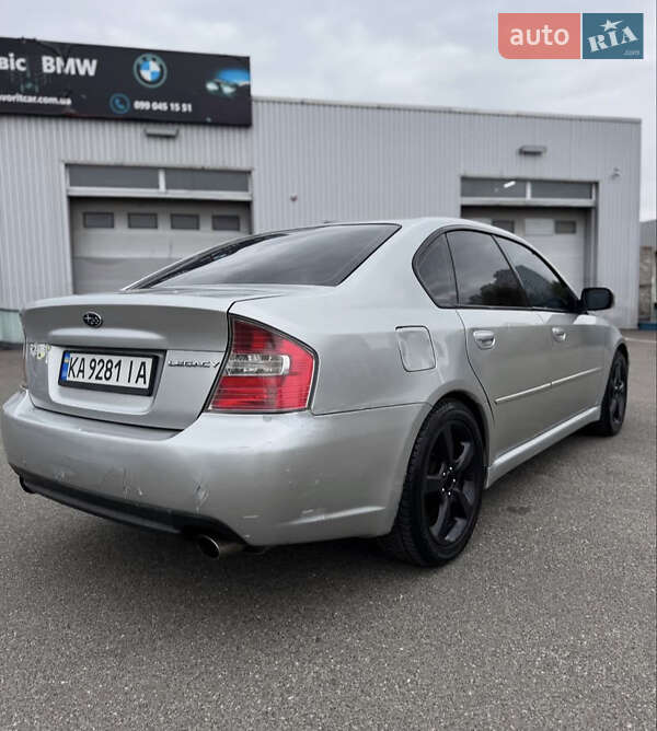 Седан Subaru Legacy 2006 в Києві