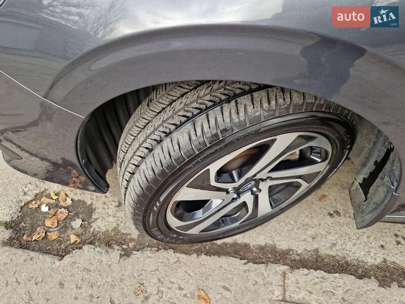 Седан Subaru Legacy 2021 в Днепре