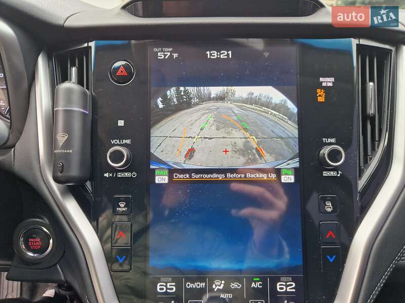 Седан Subaru Legacy 2021 в Днепре