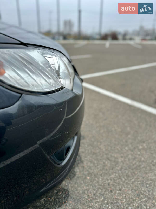 Седан Subaru Legacy 2008 в Киеве