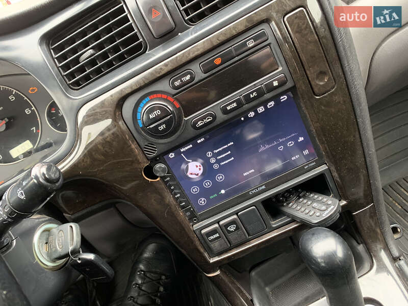 Седан Subaru Legacy 2003 в Нововолынске