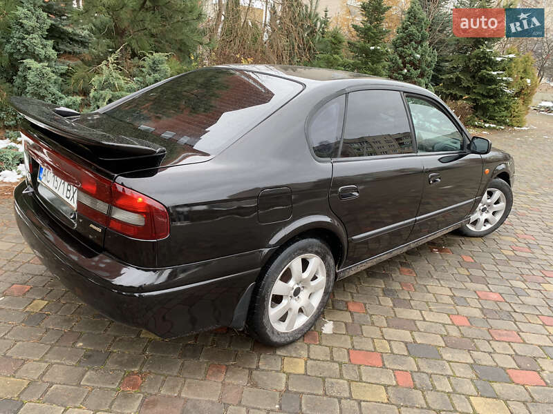 Седан Subaru Legacy 2003 в Нововолынске