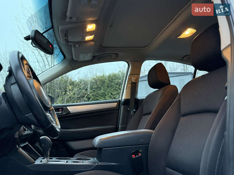 Седан Subaru Legacy 2015 в Києві