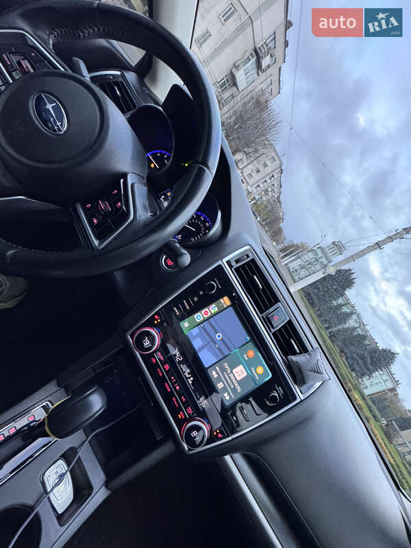 Седан Subaru Legacy 2019 в Каменском