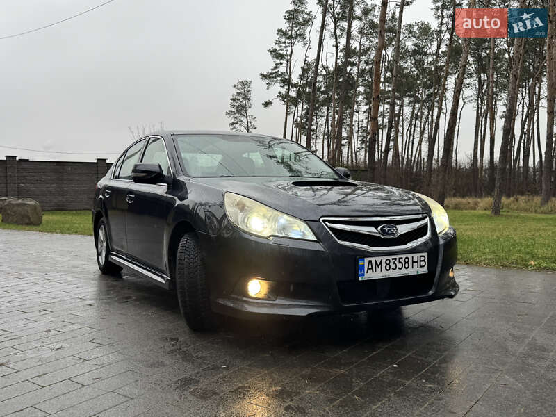 Седан Subaru Legacy 2010 в Житомирі