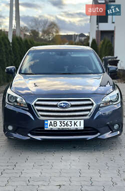 Седан Subaru Legacy 2016 в Чернівцях