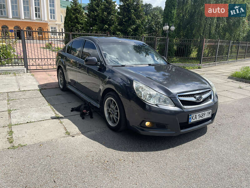 Subaru Legacy 2012