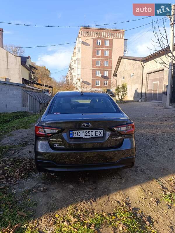 Седан Subaru Legacy 2020 в Залещиках