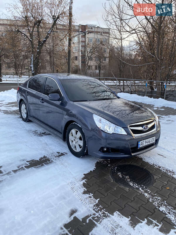 Седан Subaru Legacy 2013 в Кривом Роге