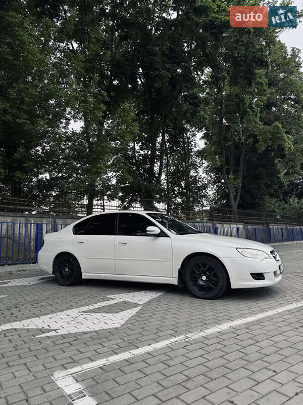 Седан Subaru Legacy 2008 в Житомире