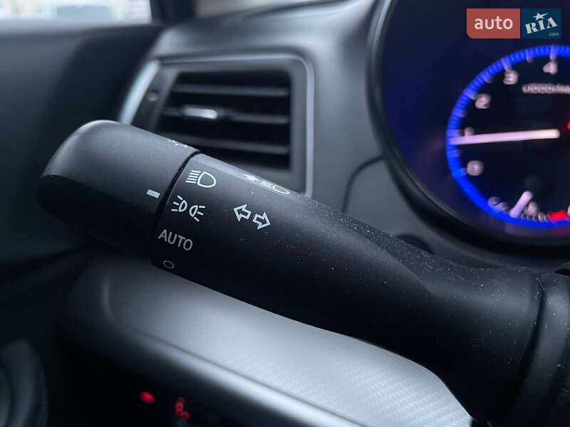 Седан Subaru Legacy 2019 в Киеве