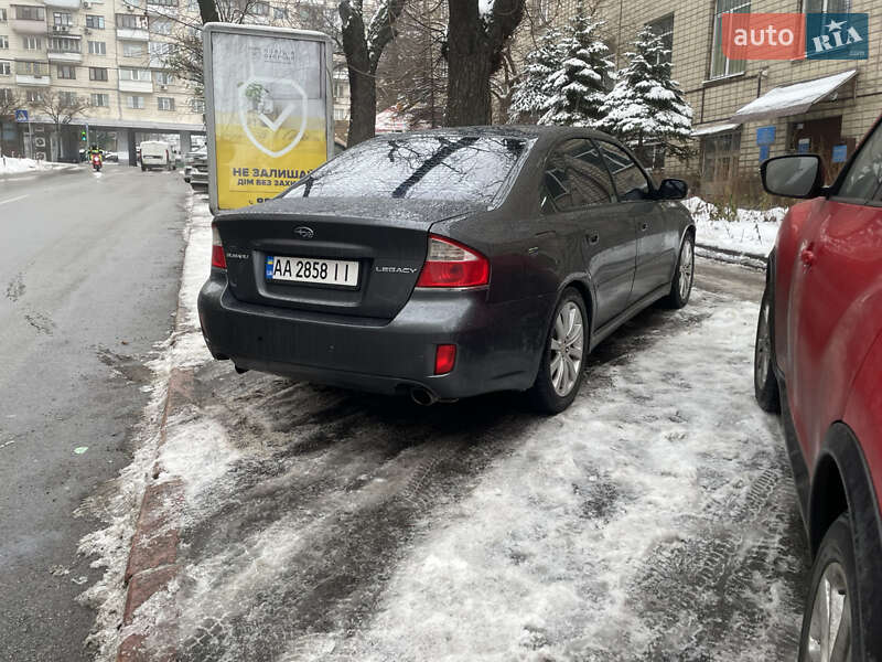 Седан Subaru Legacy 2008 в Киеве