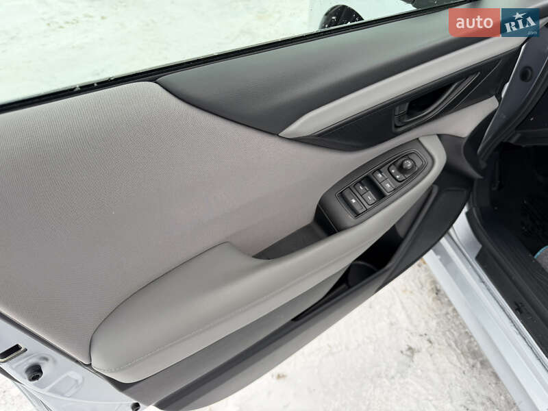 Седан Subaru Legacy 2019 в Виннице