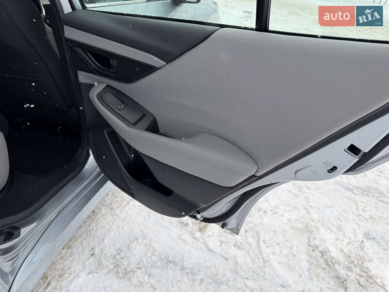 Седан Subaru Legacy 2019 в Виннице