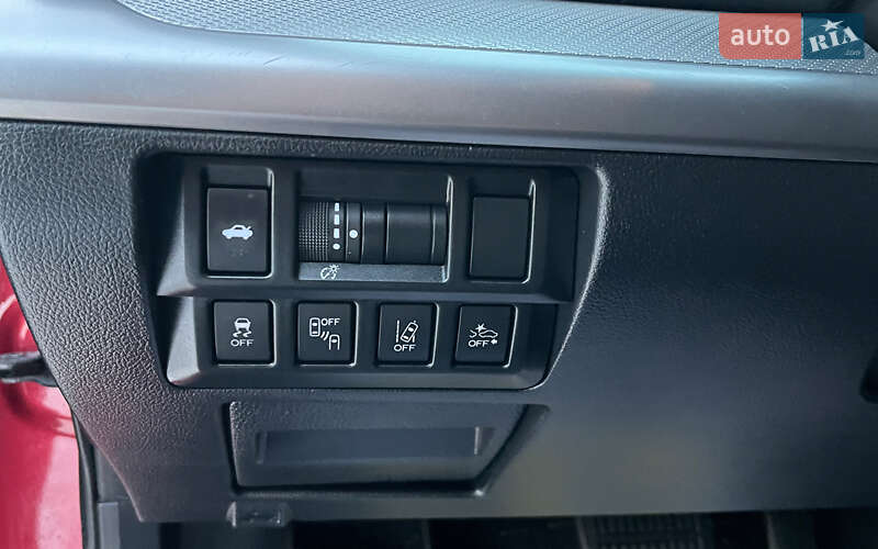 Седан Subaru Legacy 2019 в Стрые