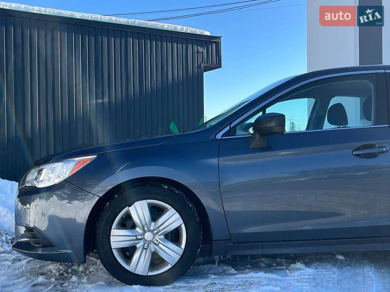 Седан Subaru Legacy 2015 в Львове