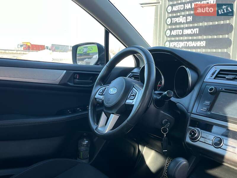 Седан Subaru Legacy 2015 в Львове